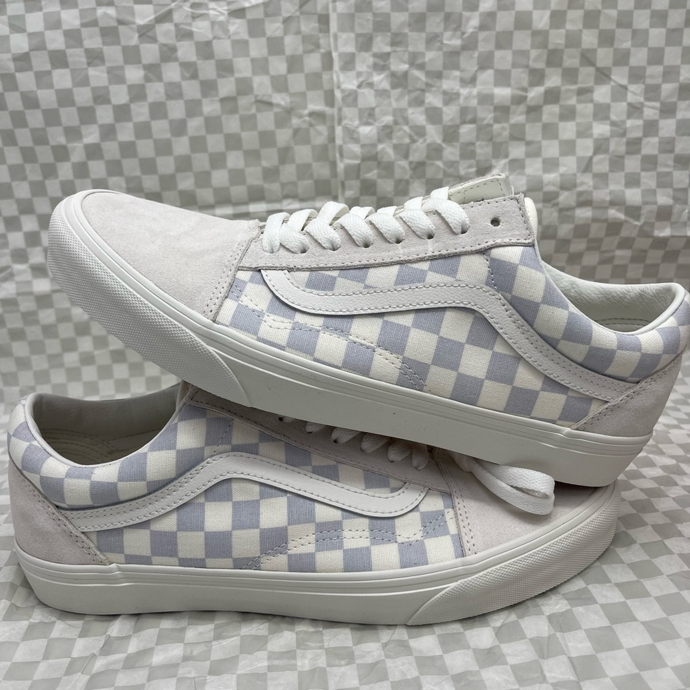 Vans WMNS Old Skool
Checkerboard Gray/Marshmallow
VN000D7ZOBP Sneakers - Picture 12 of 16